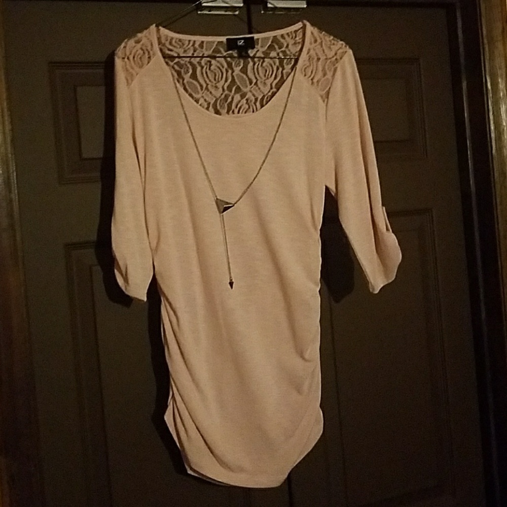 Women's Pale Pink Shirt